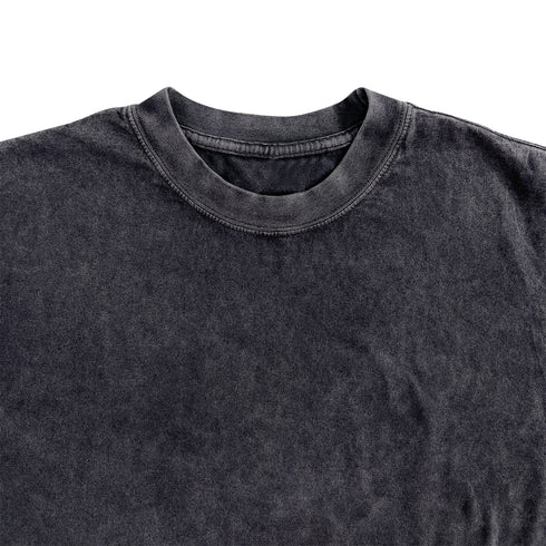 Vintage Heavyweight Tee Acid Wash Close up