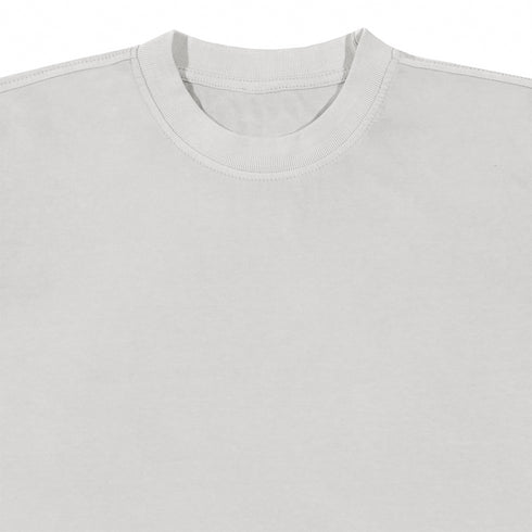 PIGMENT TEE CEMENT CLOSE-UP