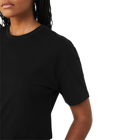 Women's Jersey Crop Tee Black T-shirt Close-up Model